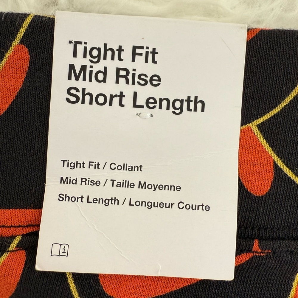 Nike Mid Rise Essentials Bike Shorts - Picture 3 of 10